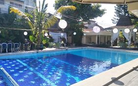 Hotel Grand Rosela Yogyakarta Exterior photo