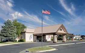 Ramada by Wyndham Provo Hotel Exterior photo