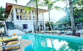 Watamu Sunflower House Hotel Exterior photo