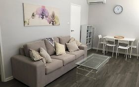 1 Bedroom Unit In Heart Of Elsternwick Melbourne Exterior photo