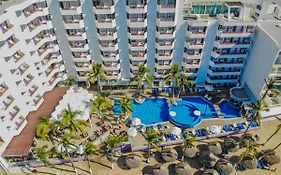 Oceano Palace Hotel Mazatlan Exterior photo