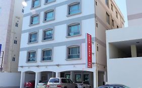 Oyo 107 Dana Plaza 1 Apartment Al-Manamah Exterior photo