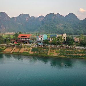 Riverview Home Phong Nha Exterior photo