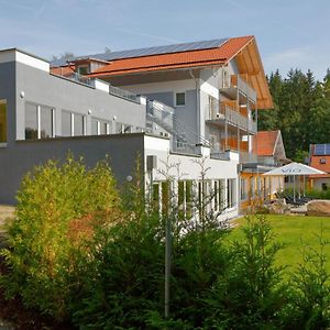 Wellnesshotel Deine Auszeit, Adults Only Achslach Exterior photo