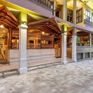 West Sands Hotel Ukulhas Island Exterior photo