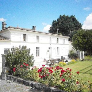 Le Charhido Bed & Breakfast Saint-Fort-sur-Gironde Exterior photo