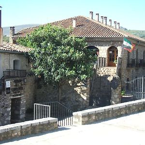 Hotel Rural El Convento Valencia de Alcantara Exterior photo