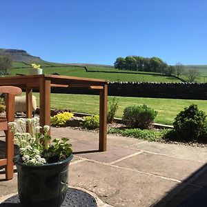 Broad Croft House Bed & Breakfast Horton in Ribblesdale Exterior photo