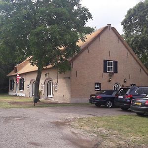 B&B Charming Farmhouse Prinsenbeek Exterior photo