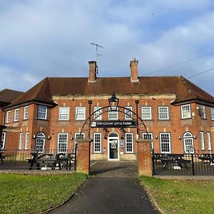 Wendover Arms Hotel High Wycombe Exterior photo