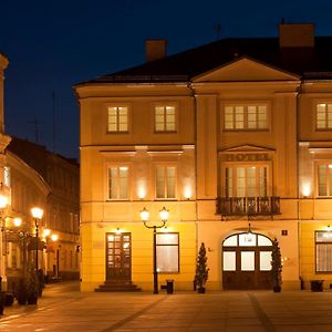 Kamienica Szefferow 1848 R. Aparthotel Piotrkow Trybunalski Exterior photo