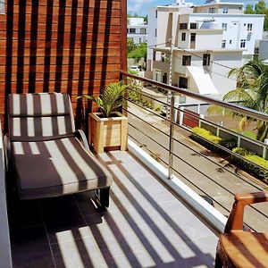 New Luxury 2 Bedroom Rooftop Apartment By The Beach Flic en Flac Exterior photo