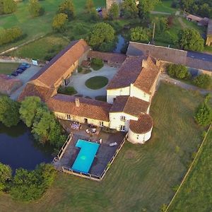 Les Chambres Du Logis Du Chatelier Bressuire Exterior photo