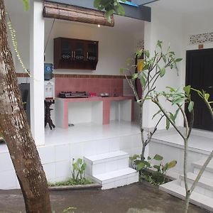 Intan Guest House Ubud  Exterior photo