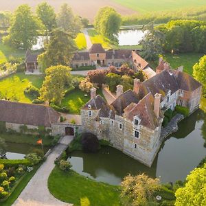 Chateau Du Blanc Buisson Bed & Breakfast Saint-Pierre-du-Mesnil Exterior photo