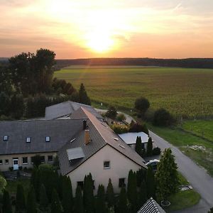 Gaestehaus Best End Hotel Bulstringen Exterior photo