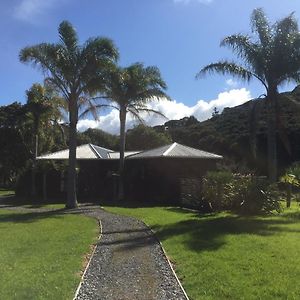 Aotea Eco Bungalows Tryphena Exterior photo