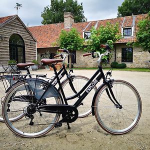 Casa Leone Near Bruges With Jacuzzi & Parking Bed & Breakfast Ruddervoorde Exterior photo