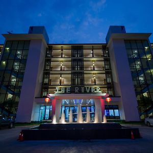 The River Hotel Nakhon Phanom Exterior photo