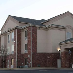 Rodeway Inn & Suites Catoosa Exterior photo
