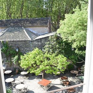 La Figuiere Fontaine De Vaucluse Bed & Breakfast Exterior photo