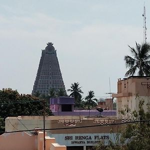 Ahobilaa Homestay Tiruchirappalli Exterior photo