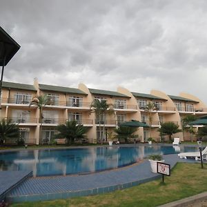 Ryan'S Bay Hotel Mwanza Exterior photo