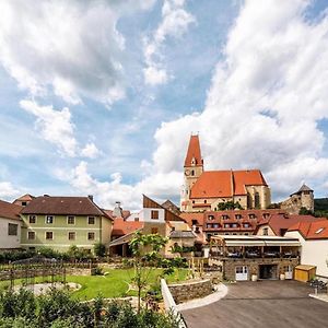 Hotel-Restaurant Kirchenwirt Weissenkirchen in der Wachau Exterior photo