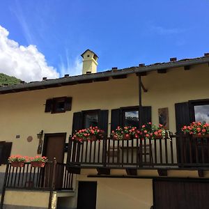 Aosta Mountain House- Casa La Chapelle Apartment Exterior photo