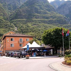 Al Giardinetto Hotel Biasca Exterior photo