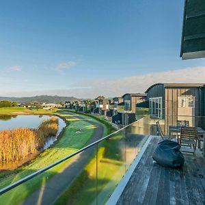 Matarangi Villa on Golf Course - Matarangi Holiday Home Exterior photo