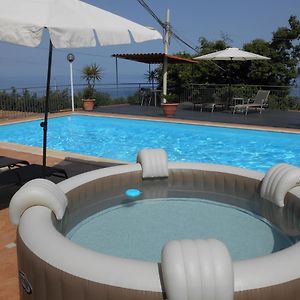 Al Villino Sunshine In Villa Con Piscina Ed Idromassaggio Sant'Alfio Exterior photo