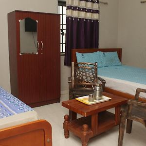 Selvamurugan Residency Hotel Rameswaram Exterior photo