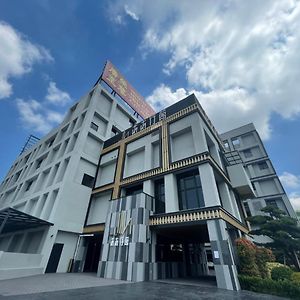 Motel Lin Taichung Exterior photo