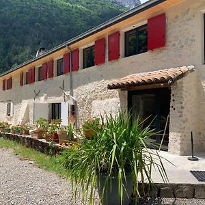 La Bergerie A Menee Hotel Chatillon en Diois Exterior photo