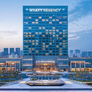 Hyatt Regency Ningbo Hangzhou Bay Hotel Exterior photo