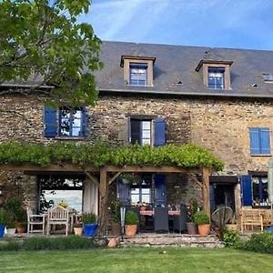 La Maison Bleue Bed & Breakfast Juillac  Exterior photo