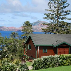 Coast Norfolk Island Apartment Burnt Pine Room photo