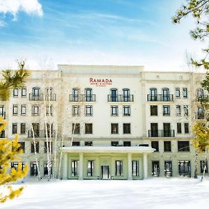 Ramada Hotel&Suites by Wyndham Novosibirsk Zhukovka Exterior photo