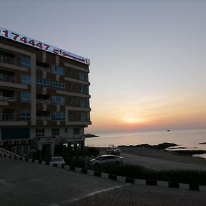 Amwaj hotel Salalah Mirbat Exterior photo