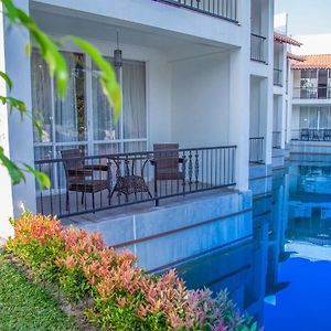 The Covanro - Katunayake Hotel Gampaha Exterior photo