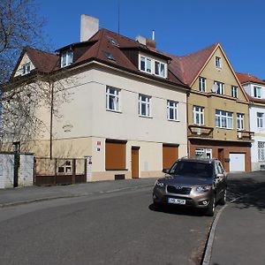 Pension Hanspaulka Praha Exterior photo