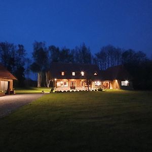 Le Clos Joly 14 Bed & Breakfast Saint-Gatien-des-Bois Exterior photo