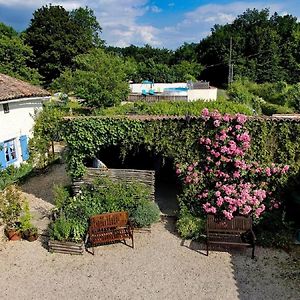 NATURA SERENA Gîte IRIS Messe Exterior photo