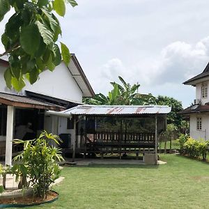Tokmi Retreat Home With Spacious Garden Kuala Terengganu Exterior photo