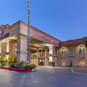 Best Western Plus Hilltop Inn Redding Exterior photo