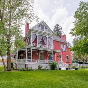 Hatch House Bed & Breakfast Towanda Exterior photo