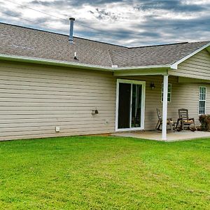 Relax In Bear'S Den Getaway Private Home! Dandridge Exterior photo