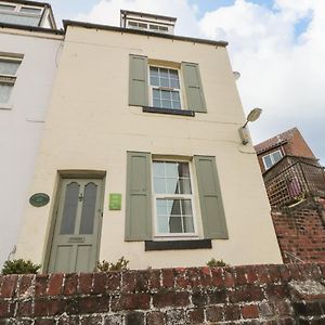 Captains Cottage Whitby Exterior photo