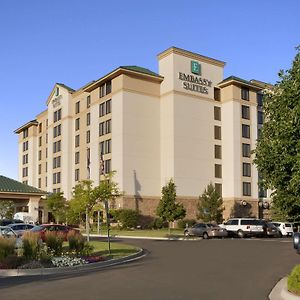 Embassy Suites Denver - International Airport Exterior photo